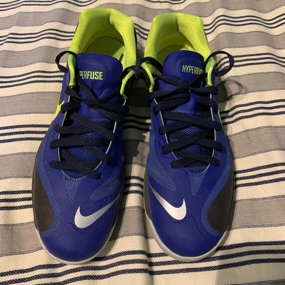 Nike Hyperfuse Low - Picture 1 of 4